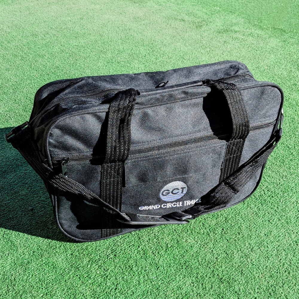 Lightweight 17" Carry-On Collapsible Shoulder Strap Messenger/Laptop/iPad New